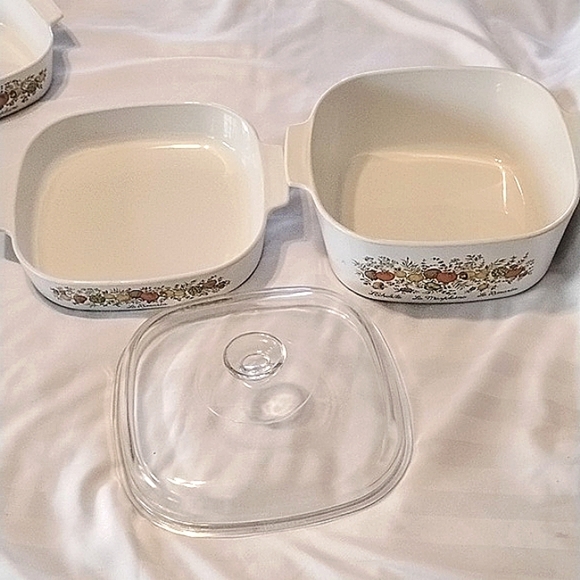 Vintage Corning Ware "Spice O' Life" 3 Piece Bakeware Set - Picture 11 of 13